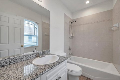 Condo in Treasure Island, Florida, 3 bedrooms  № 1518863 - photo 29