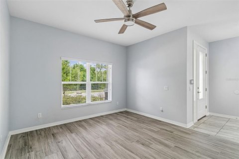 House in Odessa, Florida 4 bedrooms, 277.59 sq.m. № 2107155 - photo 7