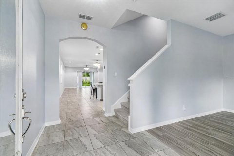 House in Odessa, Florida 4 bedrooms, 277.59 sq.m. № 2107155 - photo 5