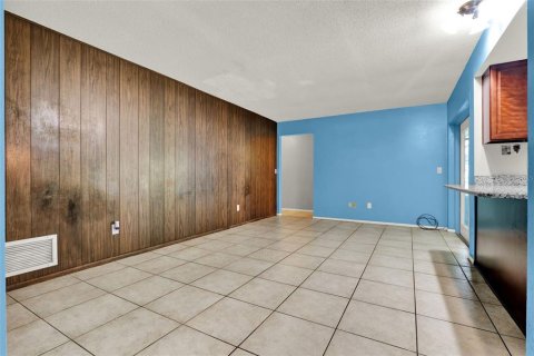 House in Casselberry, Florida 3 bedrooms, 150.78 sq.m. № 1905433 - photo 7