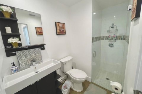 Villa ou maison à vendre à Weston, Floride: 4 chambres, 238.02 m2 № 1999178 - photo 23