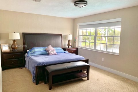 Villa ou maison à vendre à Weston, Floride: 4 chambres, 238.02 m2 № 1999178 - photo 17