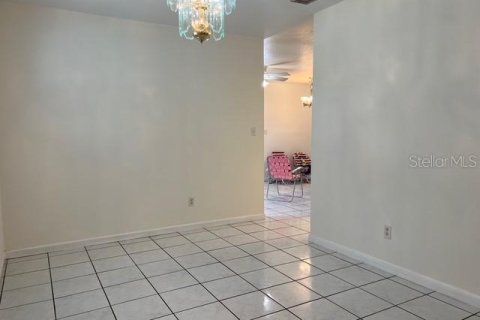 Casa en alquiler en New Port Richey, Florida, 3 dormitorios, 173.91 m2 № 1877116 - foto 16