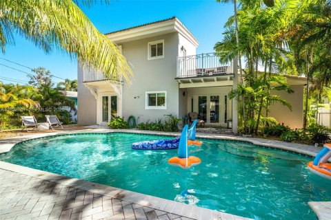 Villa ou maison à Dania Beach, Floride 3 chambres, 231.88 m2 № 2077130