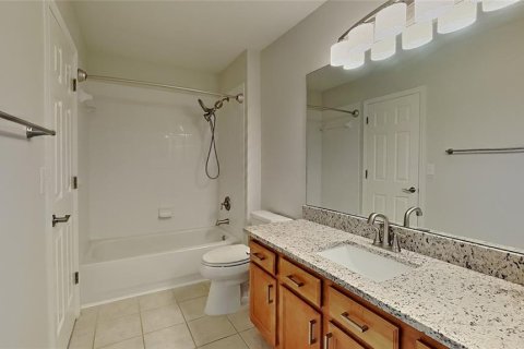 Adosado en venta en Tampa, Florida, 2 dormitorios, 116.31 m2 № 1518683 - foto 7