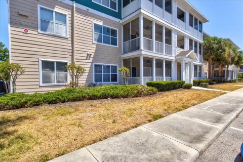 Condo in Bradenton, Florida, 2 bedrooms  № 1906148 - photo 5