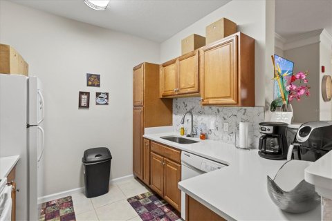 Condo in Bradenton, Florida, 2 bedrooms  № 1906148 - photo 15