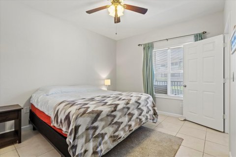 Condo in Bradenton, Florida, 2 bedrooms  № 1906148 - photo 24
