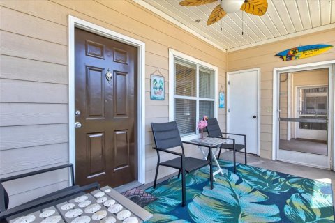 Condo in Bradenton, Florida, 2 bedrooms  № 1906148 - photo 8