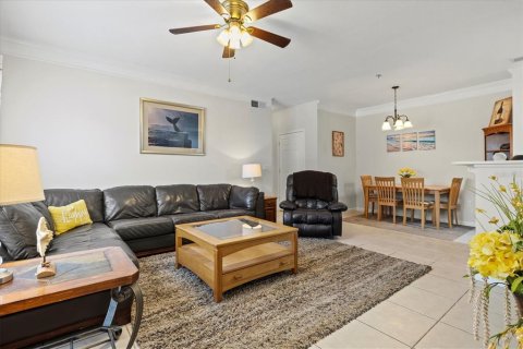 Condo in Bradenton, Florida, 2 bedrooms  № 1906148 - photo 13