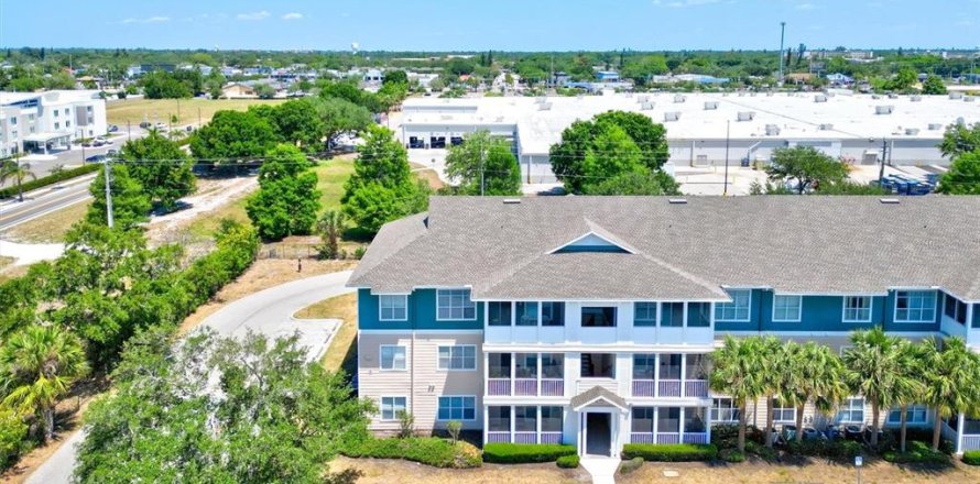 Condo in Bradenton, Florida, 2 bedrooms  № 1906148