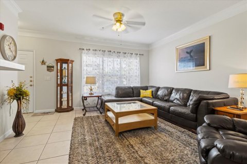 Condo in Bradenton, Florida, 2 bedrooms  № 1906148 - photo 11