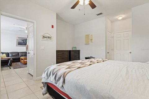 Condo in Bradenton, Florida, 2 bedrooms  № 1906148 - photo 26
