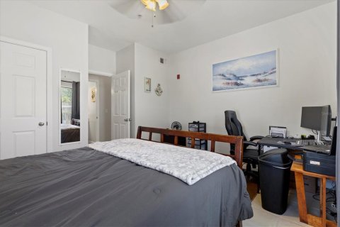 Condo in Bradenton, Florida, 2 bedrooms  № 1906148 - photo 30