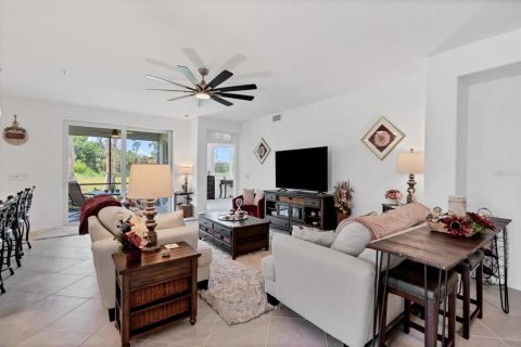Apartamento en alquiler en Punta Gorda, Florida, 3 dormitorios, 161.74 m2 № 1812992 - foto 3
