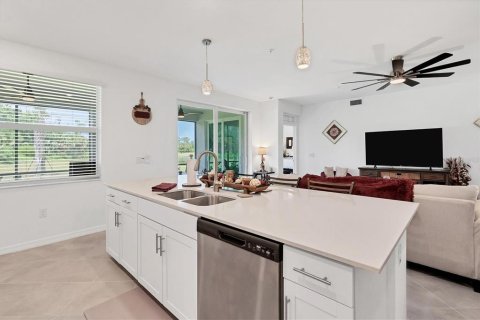 Apartamento en alquiler en Punta Gorda, Florida, 3 dormitorios, 161.74 m2 № 1812992 - foto 7