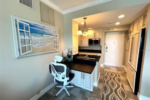 Condo in Clearwater, Florida, 1 bedroom № 2203593 - photo 14