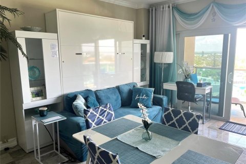 Condo in Clearwater, Florida, 1 bedroom № 2203593 - photo 20