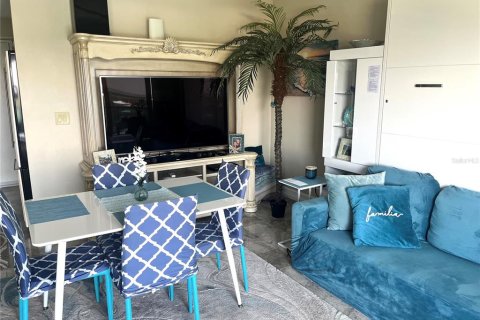 Condo in Clearwater, Florida, 1 bedroom № 2203593 - photo 19