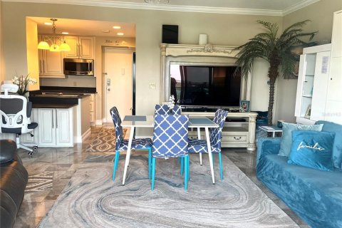 Condo in Clearwater, Florida, 1 bedroom № 2203593 - photo 16