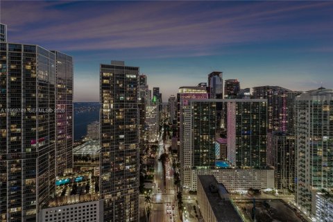 Condominio en alquiler en Miami, Florida, 2 dormitorios, 116.59 m2 № 2030573 - foto 17