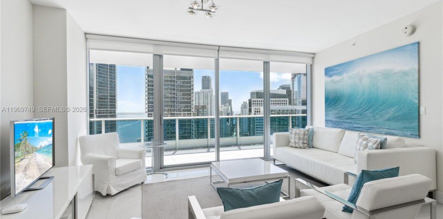 Condominio en Miami, Florida, 2 dormitorios  № 2030573