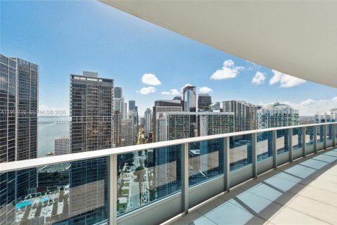 Condominio en alquiler en Miami, Florida, 2 dormitorios, 116.59 m2 № 2030573 - foto 22