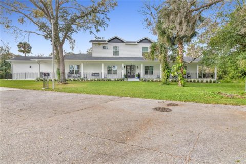Casa en New Smyrna Beach, Florida 9 dormitorios, 436.64 m2 № 2299207