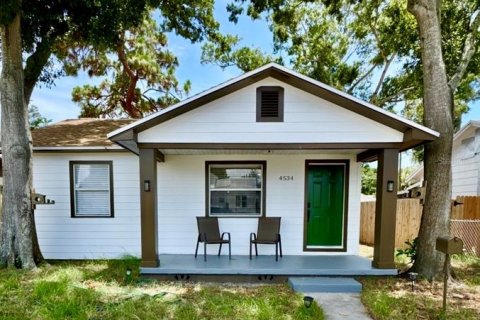 Casa en Saint Petersburg, Florida 3 dormitorios, 109.35 m2 № 2371213