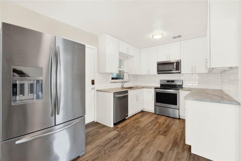 Casa en venta en Clermont, Florida, 3 dormitorios, 89.74 m2 № 1589819 - foto 9