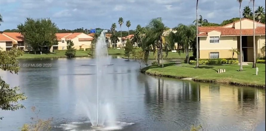 Condo à Pompano Beach, Floride, 1 chambre  № 2056202