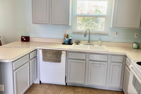 Villa ou maison à vendre à Big Pine Key, Floride: 3 chambres, 115.94 m2 № 2026874 - photo 8