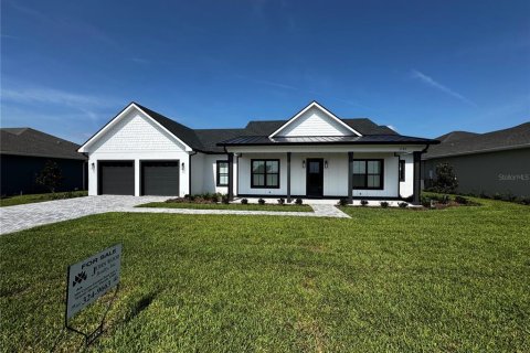 House in Winter Haven, Florida 4 bedrooms, 261.8 sq.m. № 1650055 - photo 2