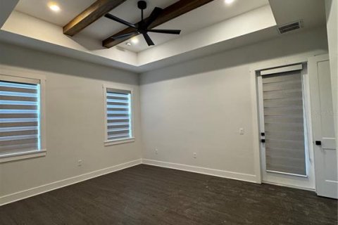 House in Winter Haven, Florida 4 bedrooms, 261.8 sq.m. № 1650055 - photo 17