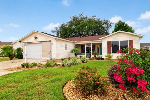 Villa ou maison à vendre à The Villages, Floride: 3 chambres, 129.32 m2 № 2411465 - photo 2
