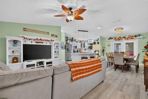 Villa ou maison à vendre à The Villages, Floride: 3 chambres, 129.32 m2 № 2411465 - photo 12