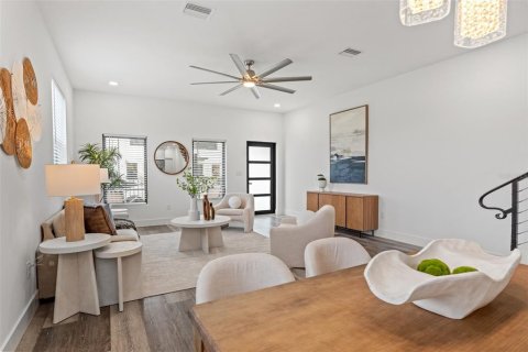Townhouse in Pinellas Park, Florida 3 bedrooms, 218.41 sq.m. № 2217926 - photo 21