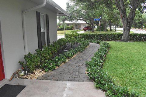 Immobilier commercial à North Palm Beach, Floride 2 chambres, 84.17 m2 № 1168813