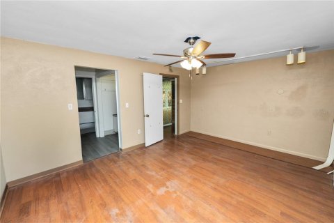 Casa en venta en Lakeland, Florida, 4 dormitorios, 179.49 m2 № 1744482 - foto 16