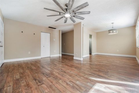 Copropriété à louer à Pinellas Park, Floride: 2 chambres, 86.4 m2 № 1808605 - photo 16