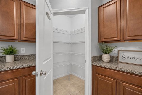 Villa ou maison à vendre à Wimauma, Floride: 5 chambres, 210.33 m2 № 2349220 - photo 14