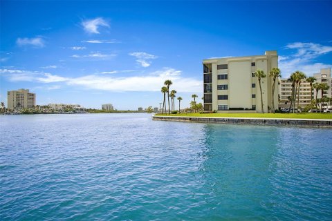Condo à Jupiter, Floride, 2 chambres № 2422169