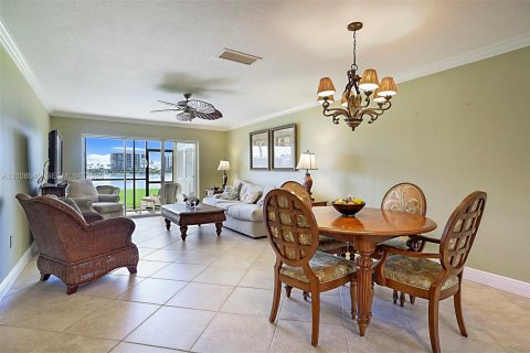 Copropriété à vendre à Jupiter, Floride: 2 chambres, 109.81 m2 № 2422169 - photo 6