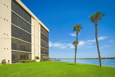 Copropriété à vendre à Jupiter, Floride: 2 chambres, 109.81 m2 № 2422169 - photo 30