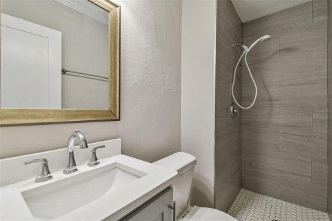 Villa ou maison à louer à Tampa, Floride: 3 chambres, 160.35 m2 № 1788102 - photo 24