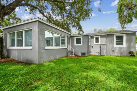 Villa ou maison à louer à Tampa, Floride: 3 chambres, 160.35 m2 № 1788102 - photo 28