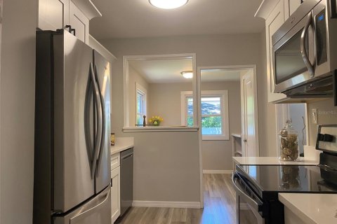 Villa ou maison à louer à Tampa, Floride: 3 chambres, 160.35 m2 № 1788102 - photo 8