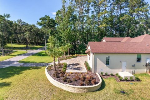 House in Ocala, Florida 3 bedrooms, 216.93 sq.m. № 1784566 - photo 10