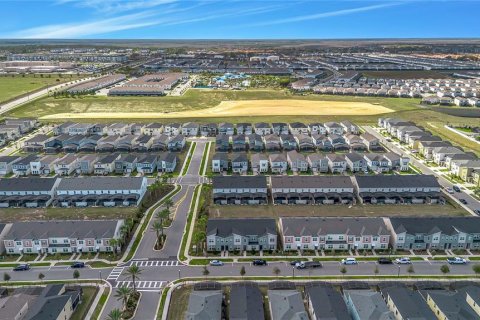 Купить таунхаус в Киссимми, Флорида 8 комнат, 227.98м2, № 2143653 - фото 28