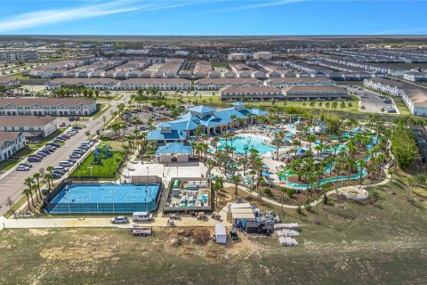 Купить таунхаус в Киссимми, Флорида 8 комнат, 227.98м2, № 2143653 - фото 30